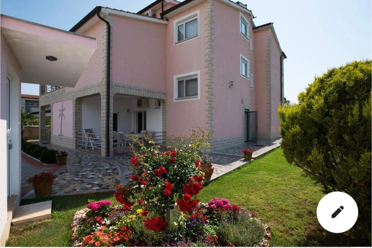Villa Baldi -Apartmani Danny Tar-Vabriga Luaran gambar